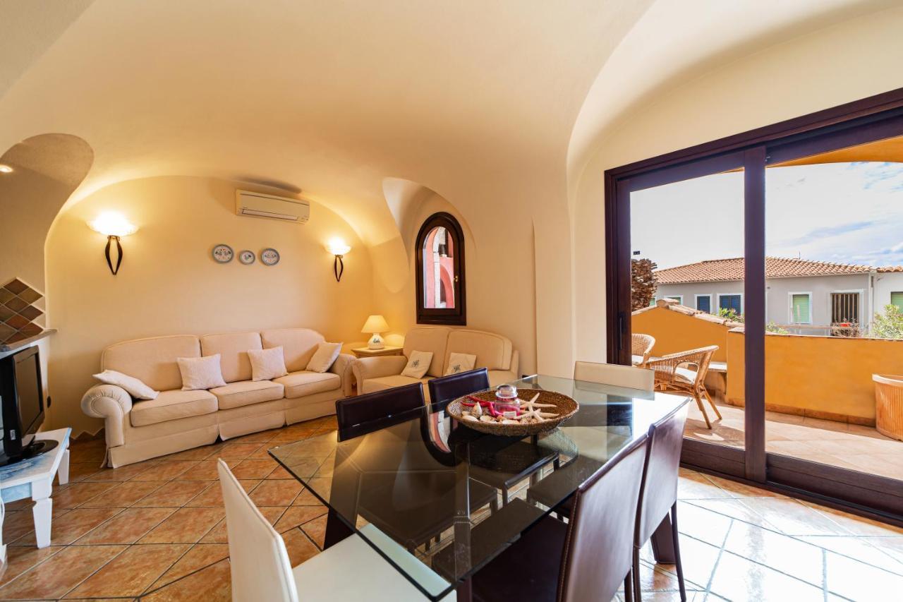 Le Pergole 02 - Trilocale Con Posto Auto Apartamento La Maddalena  Exterior foto